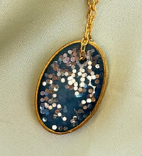 Resin Pendant-01