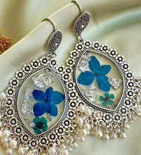 Resin Set (Pending + Earrings)