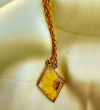 Resin Pendant-02
