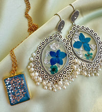 Resin Set (Pending + Earrings)